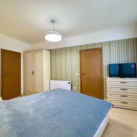 Vintage De Lux, Location, 2bdr Grand Monastery, Apartamento *