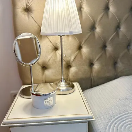 Apartamento Vintage De Lux, Location, 2bdr Grand Monastery, *